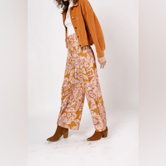 NWT Band Of The Free ARIZONA GOLD FLORAL WIDE LEG PANTS Bohemian Elastic Waist - Picture 4 of 5